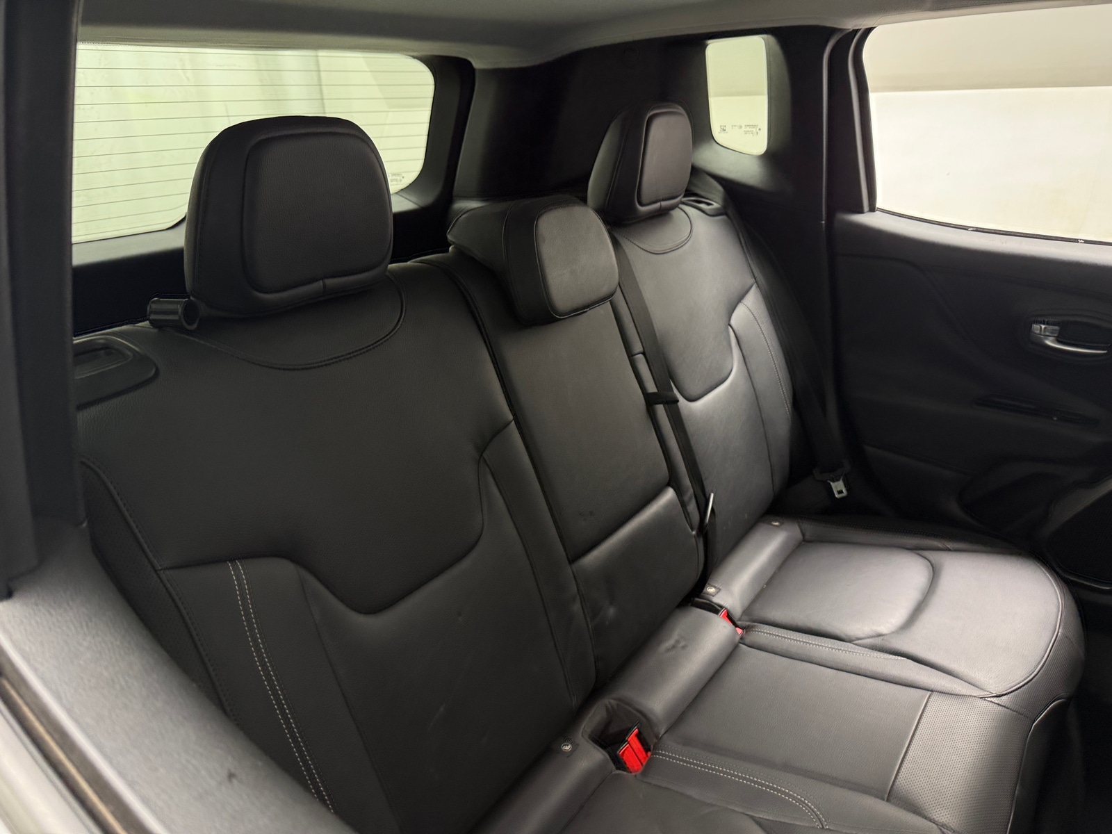 Thumbnail: 2018 Jeep Renegade - 5