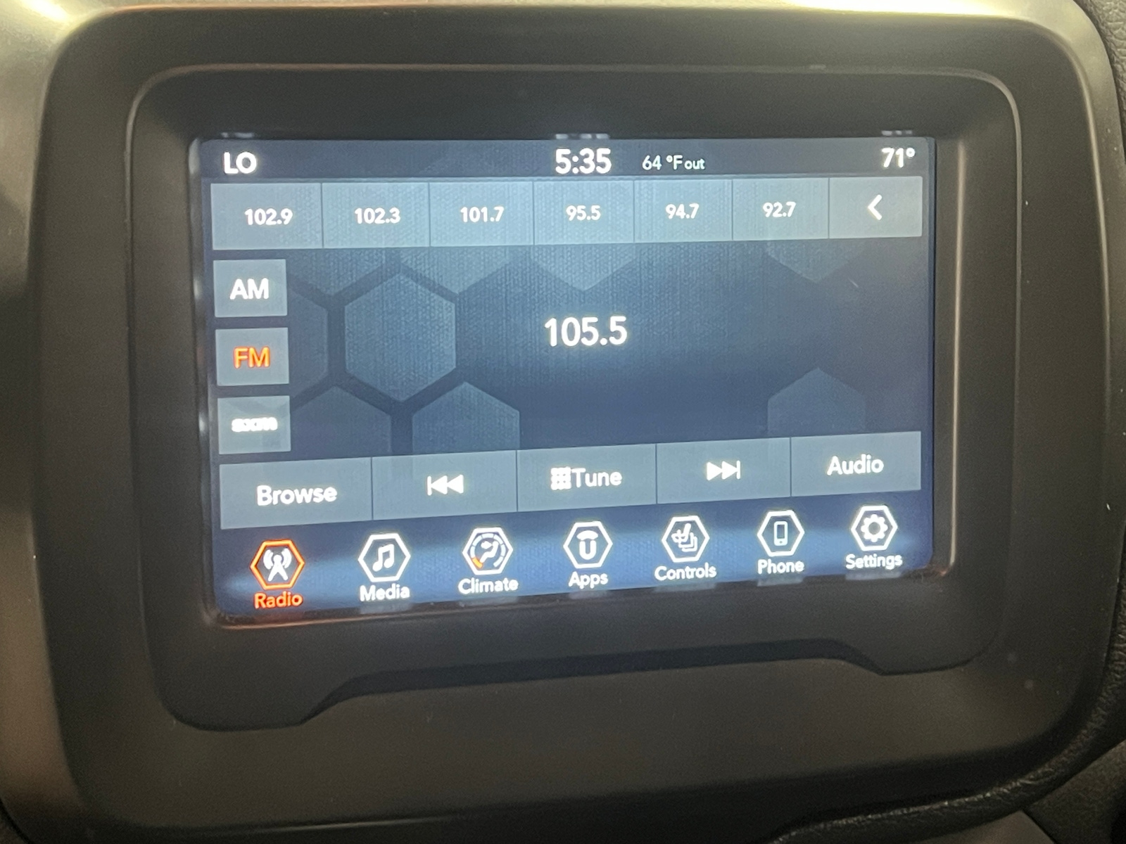 Thumbnail: 2018 Jeep Renegade - 3
