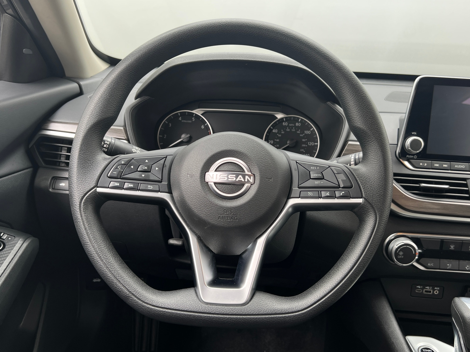 Thumbnail: 2024 Nissan Altima - 5