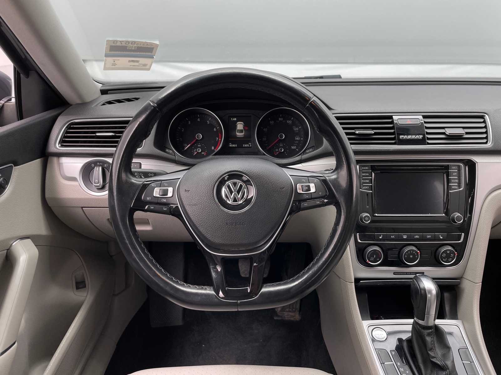 Thumbnail: 2019 Volkswagen Passat - 4