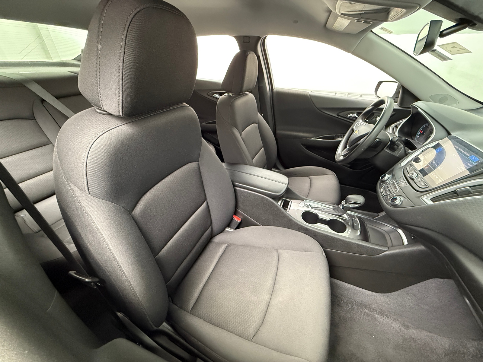 Thumbnail: 2022 Chevrolet Malibu - 2