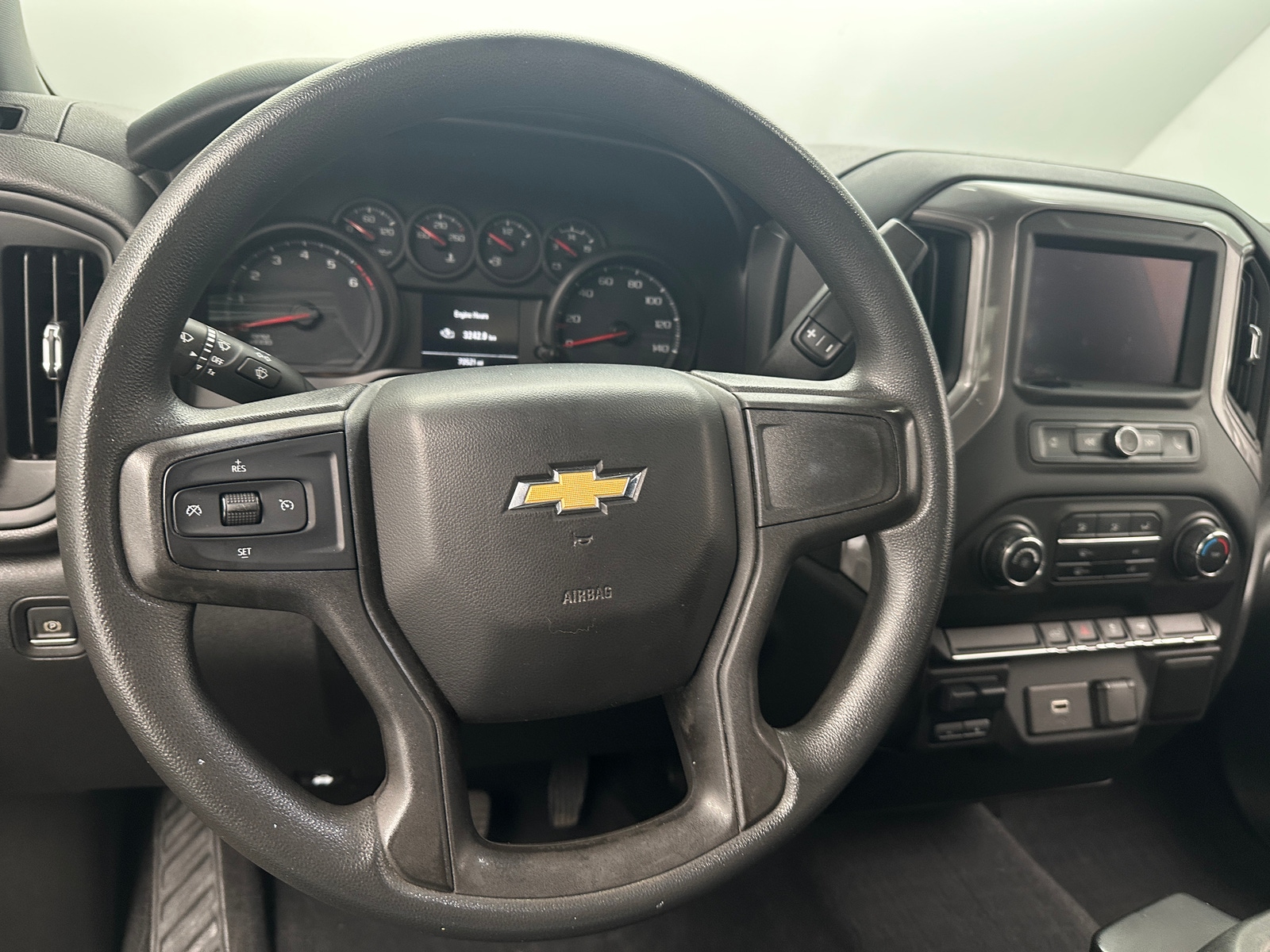 Thumbnail: 2020 Chevrolet Silverado 1500 - 5