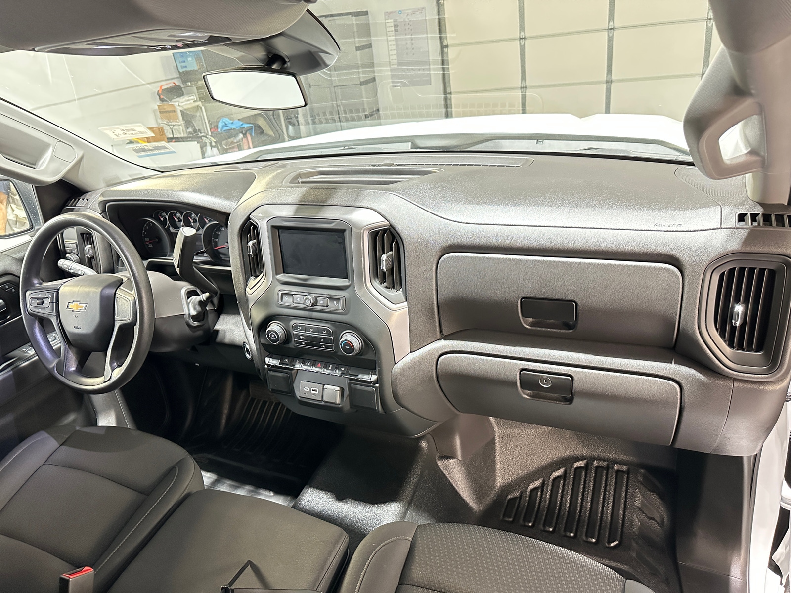 Thumbnail: 2024 Chevrolet Silverado 1500 - 2