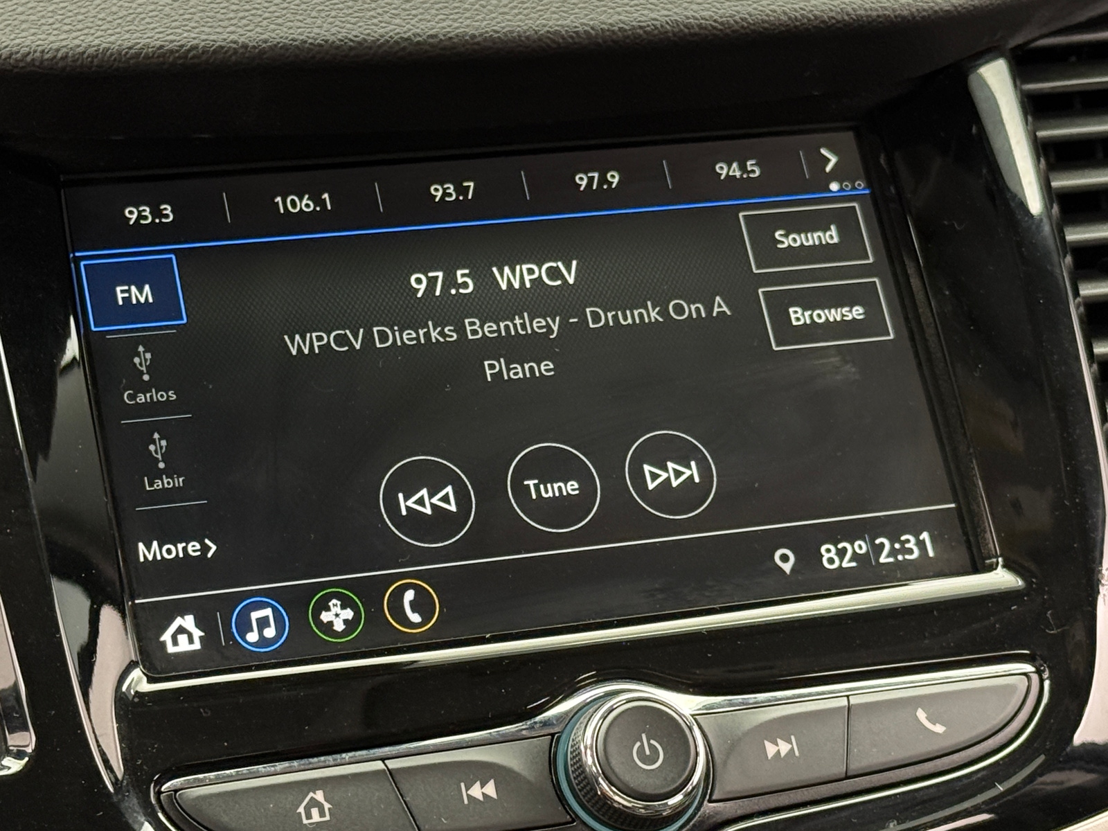 Thumbnail: 2019 Chevrolet Trax - 4