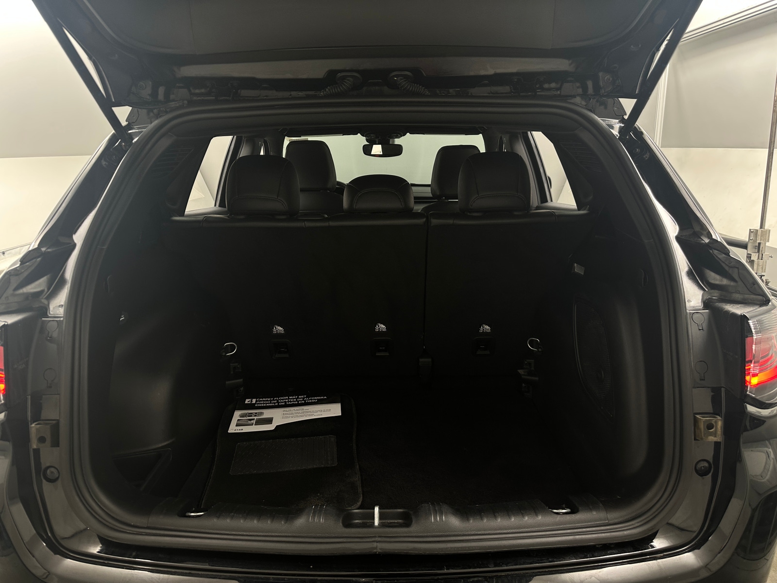 Thumbnail: 2022 Jeep Compass - 6