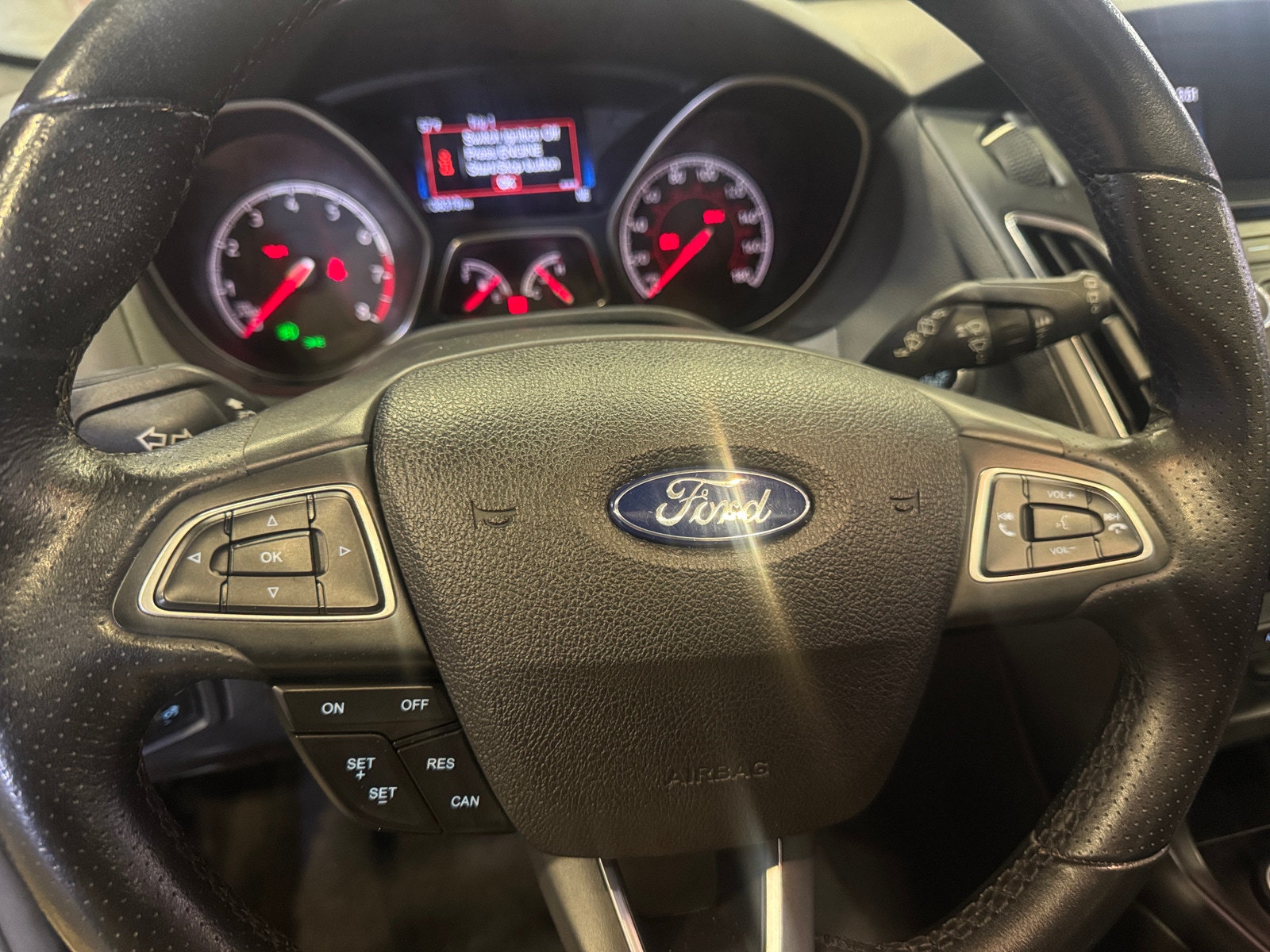 Thumbnail: 2016 Ford Focus - 5