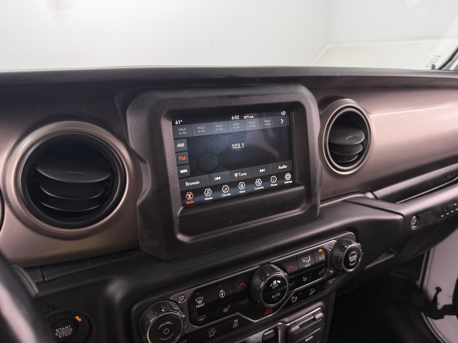 Thumbnail: 2020 Jeep Wrangler - 4