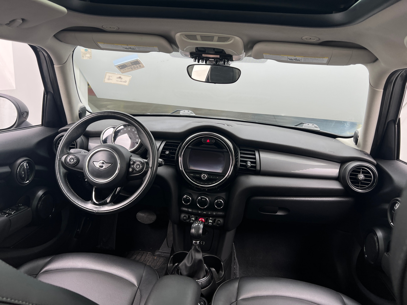 Thumbnail: 2017 MINI Cooper Hardtop - 2