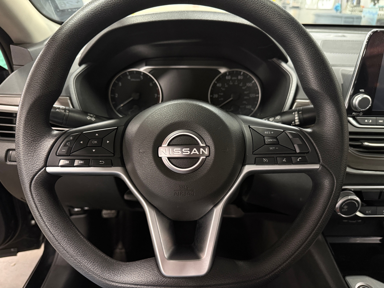 Thumbnail: 2024 Nissan Altima - 5