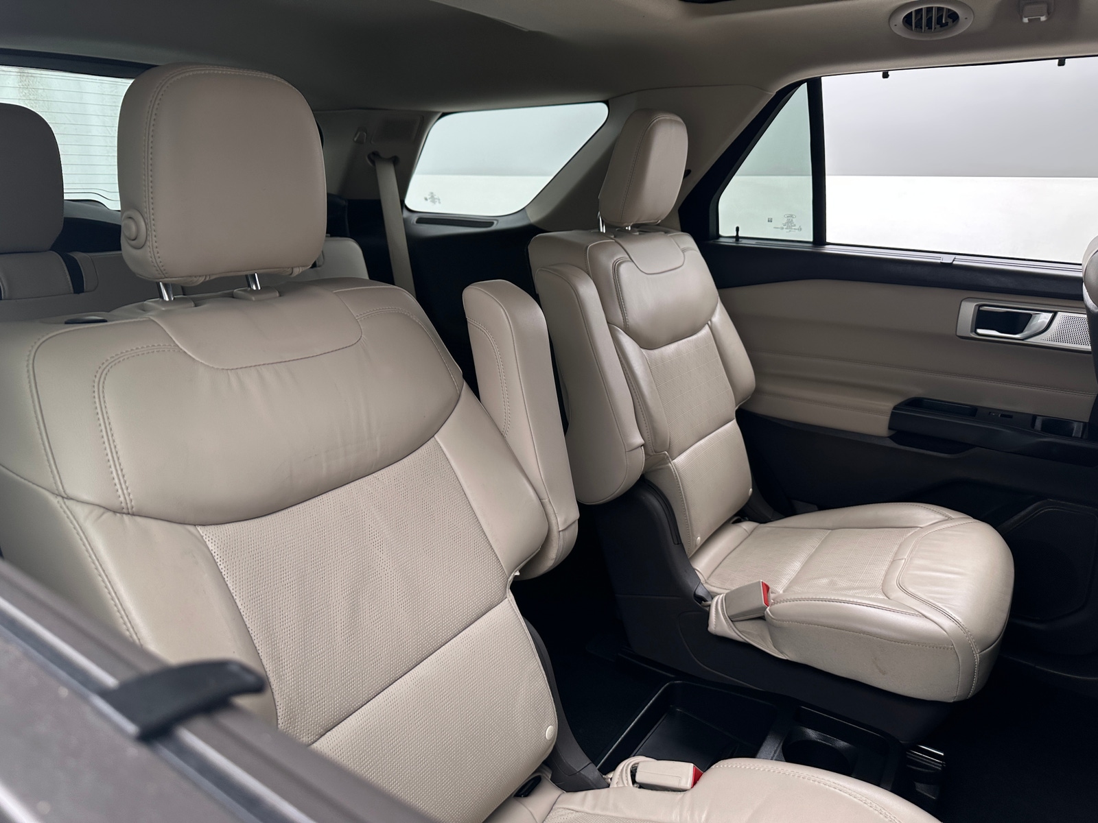Thumbnail: 2020 Ford Explorer - 5