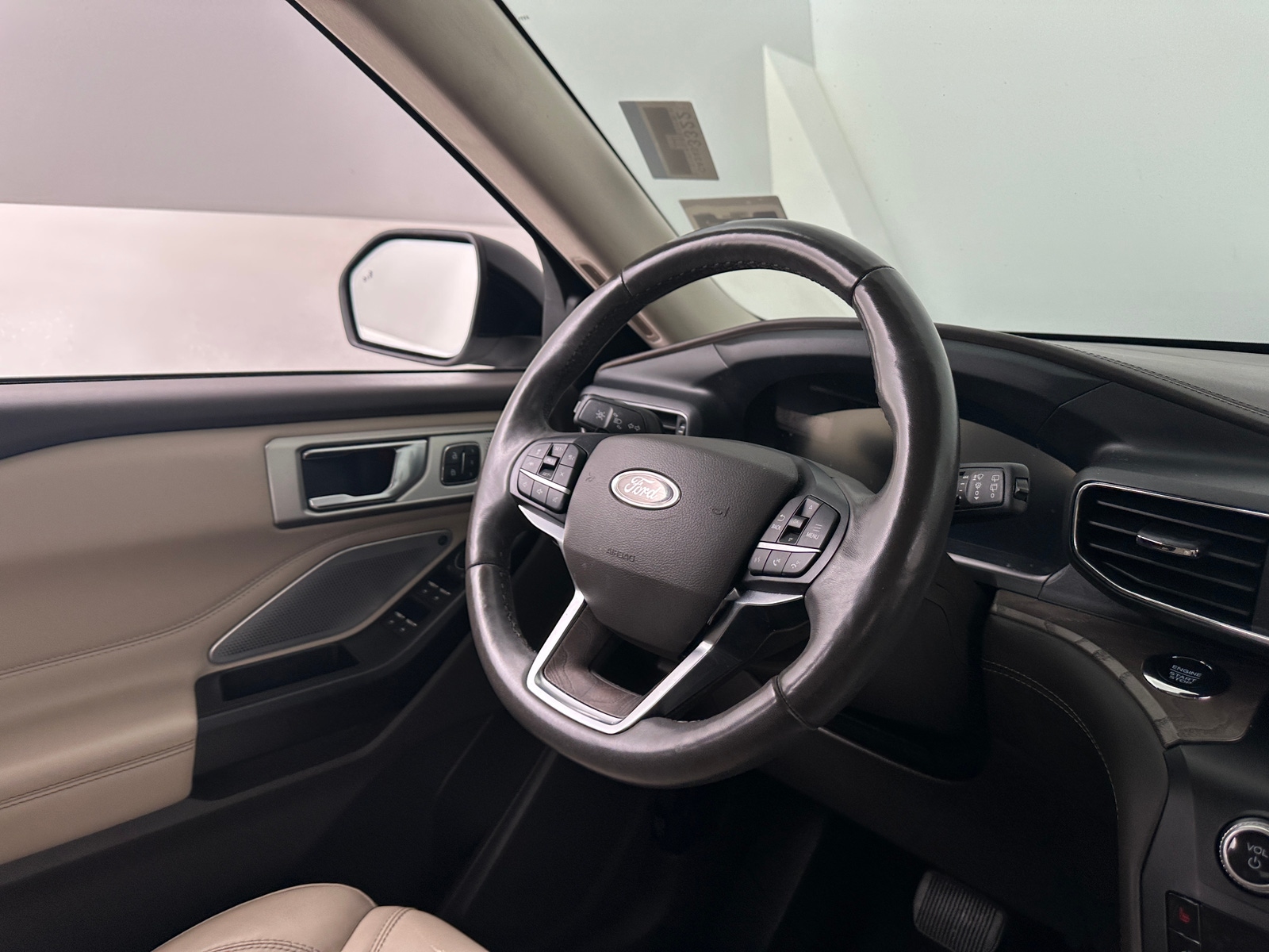 Thumbnail: 2020 Ford Explorer - 4