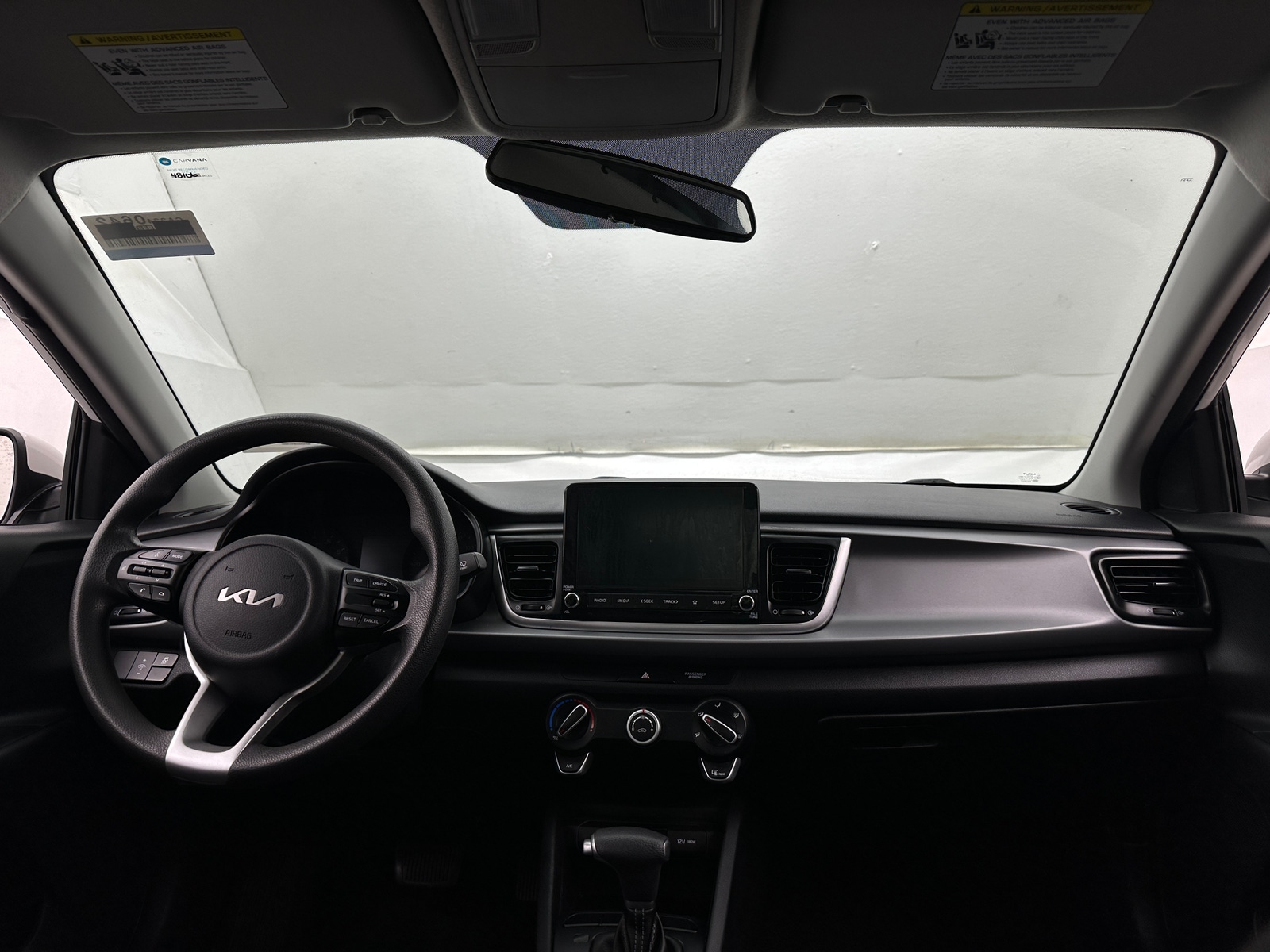 Thumbnail: 2023 Kia Rio - 3