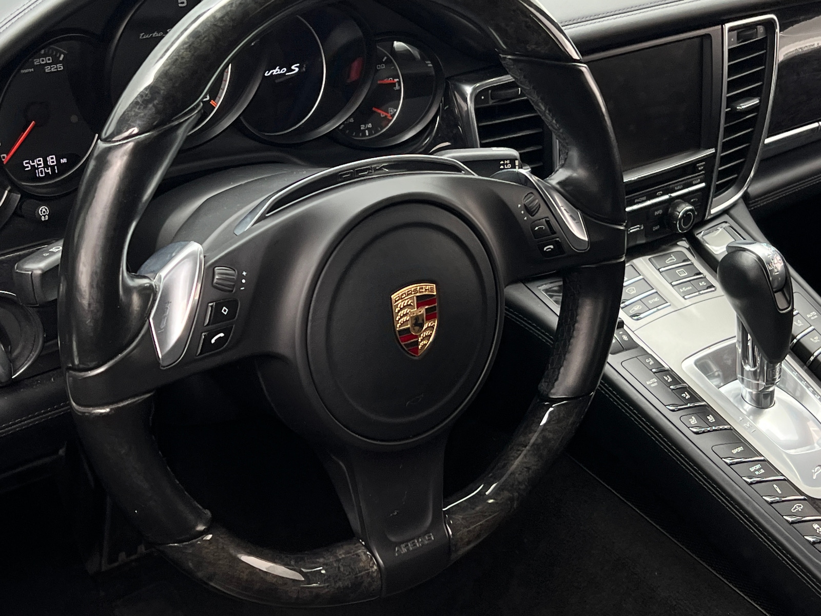 Thumbnail: 2015 Porsche Panamera - 4