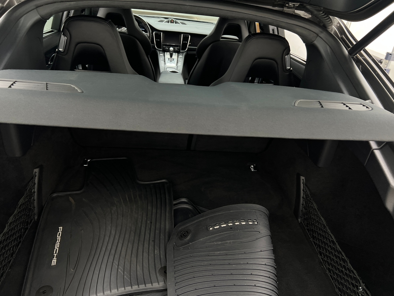 Thumbnail: 2015 Porsche Panamera - 6