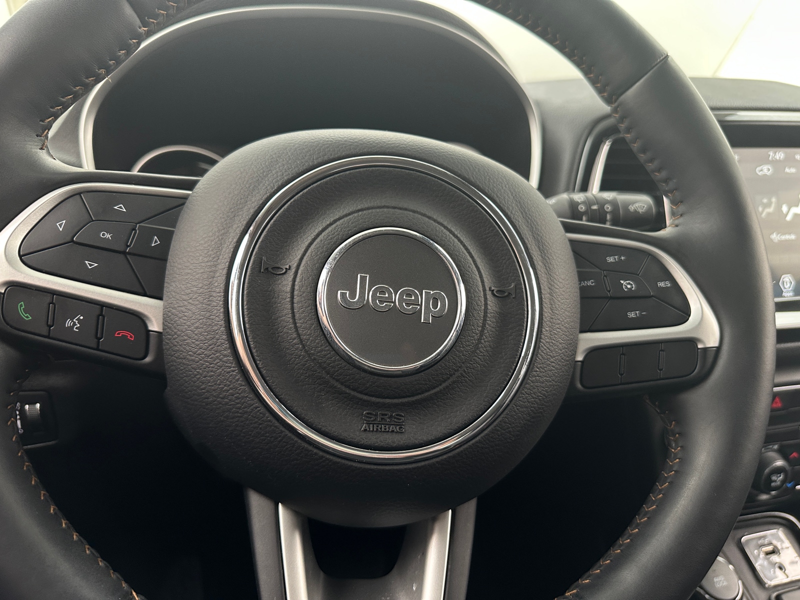 Thumbnail: 2019 Jeep Compass - 4