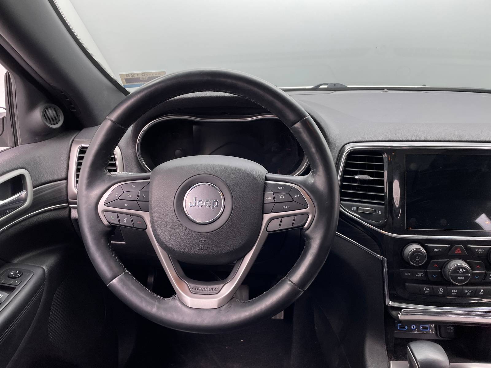 Thumbnail: 2021 Jeep Grand Cherokee - 4