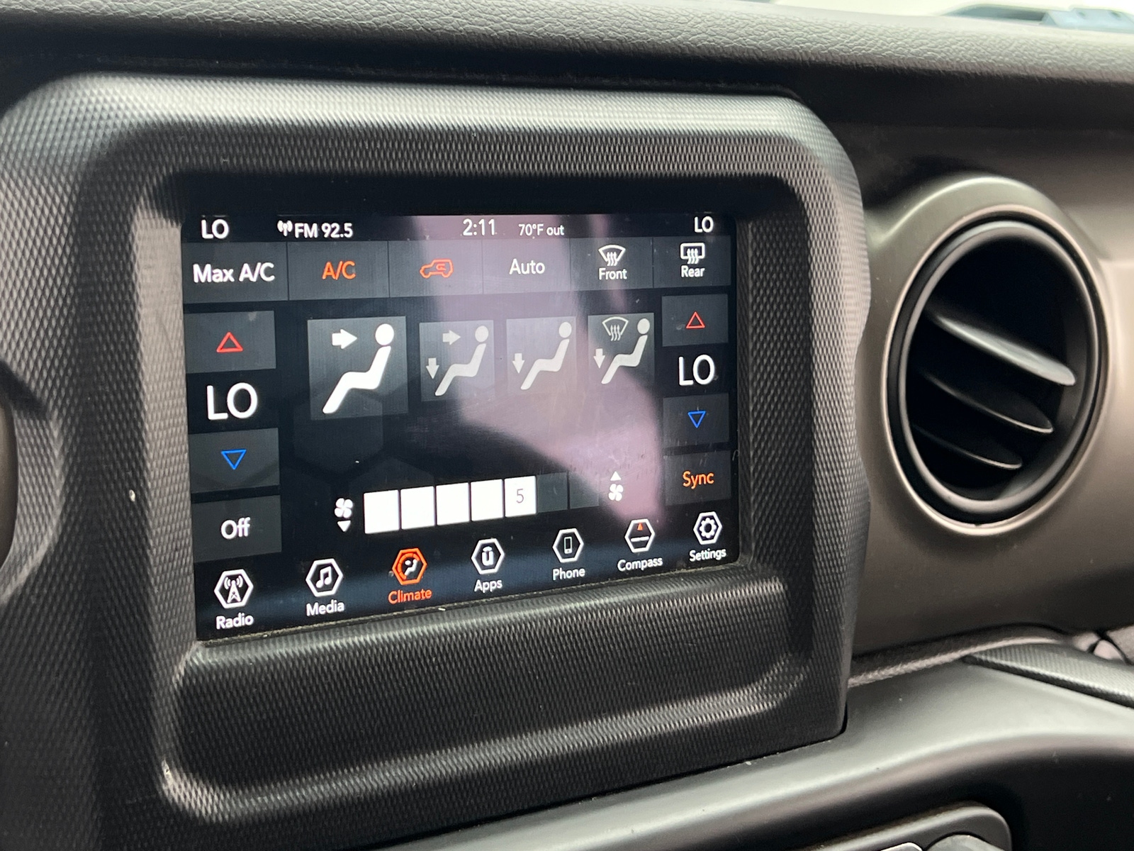Thumbnail: 2018 Jeep Wrangler - 4