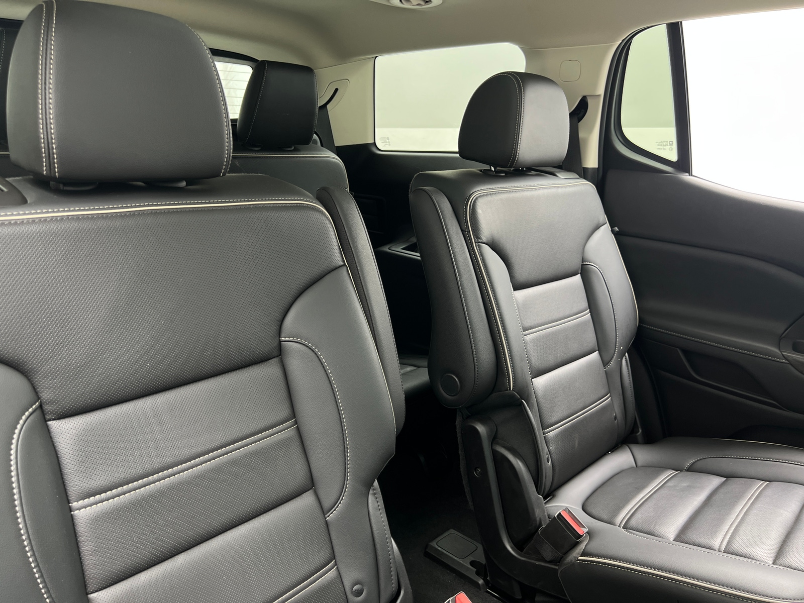 Thumbnail: 2022 GMC Acadia - 5