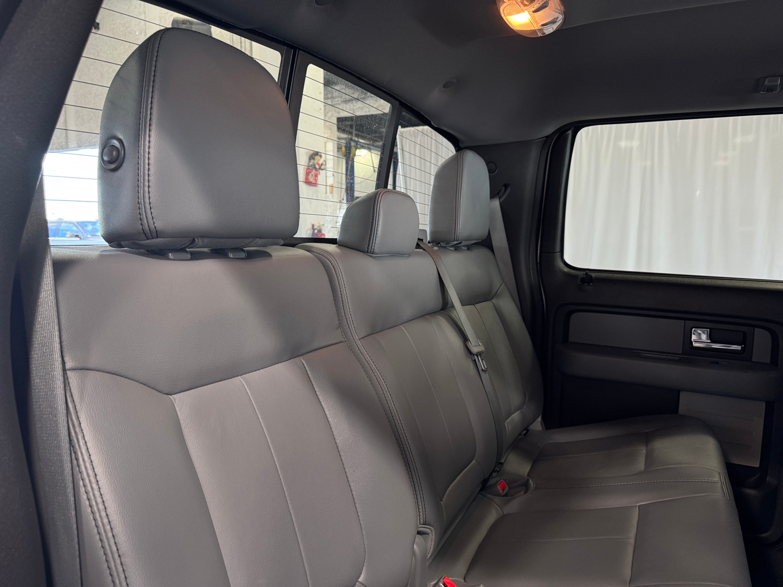 Thumbnail: 2014 Ford Econoline - 6