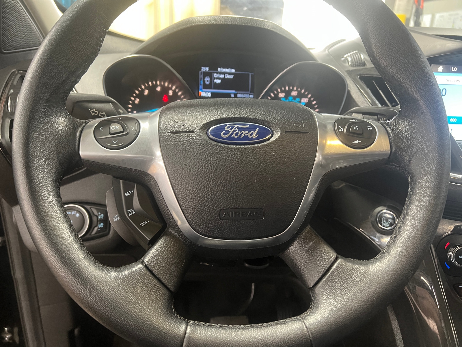 Thumbnail: 2016 Ford Escape - 4