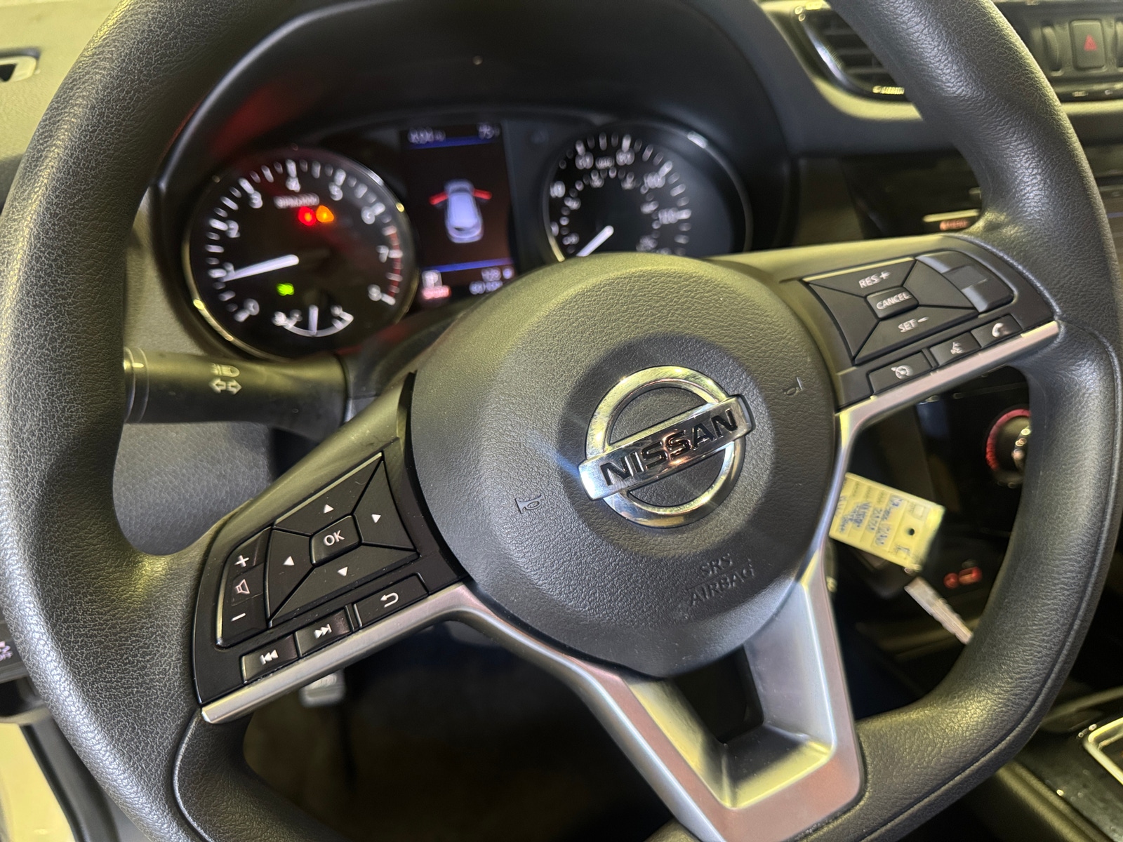 Thumbnail: 2020 Nissan Rogue Sport - 5