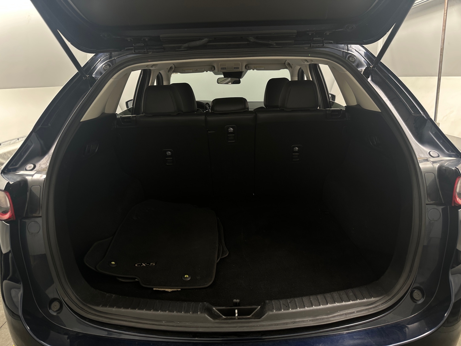 Thumbnail: 2020 Mazda CX-5 - 6