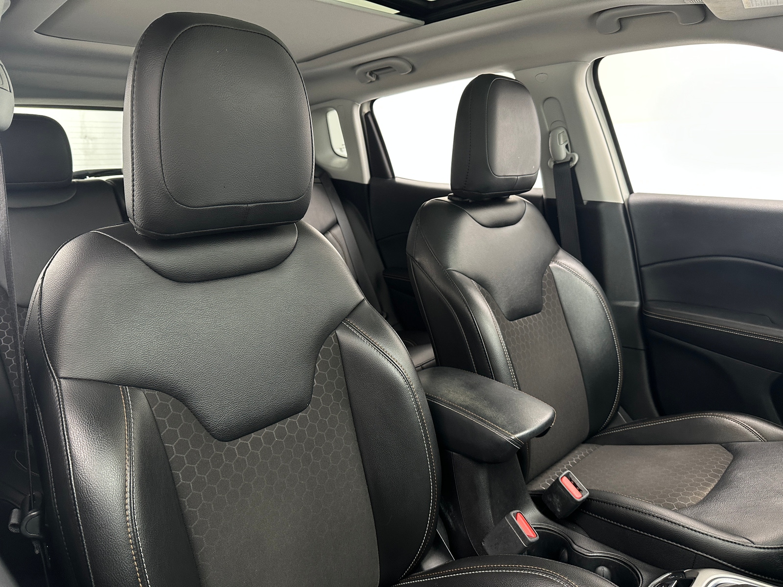 Thumbnail: 2021 Jeep Compass - 2