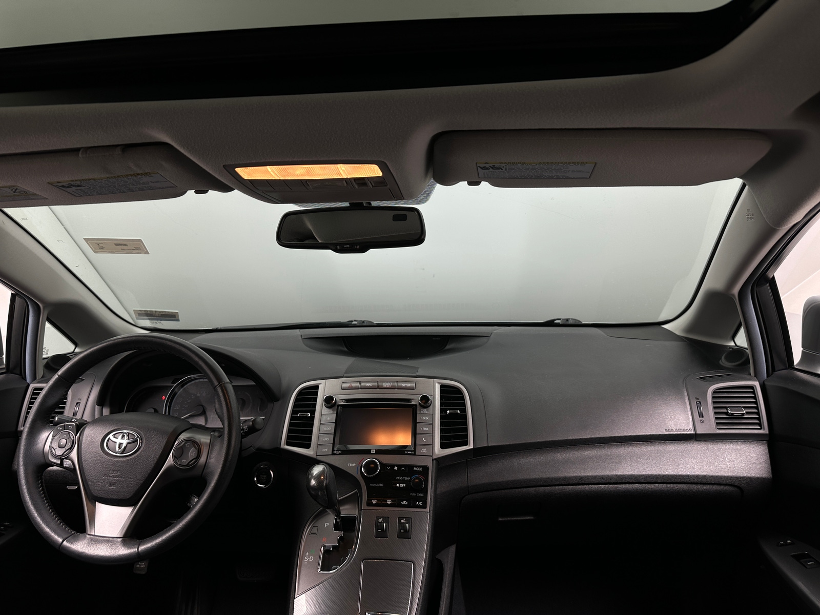 Thumbnail: 2015 Toyota Venza - 2