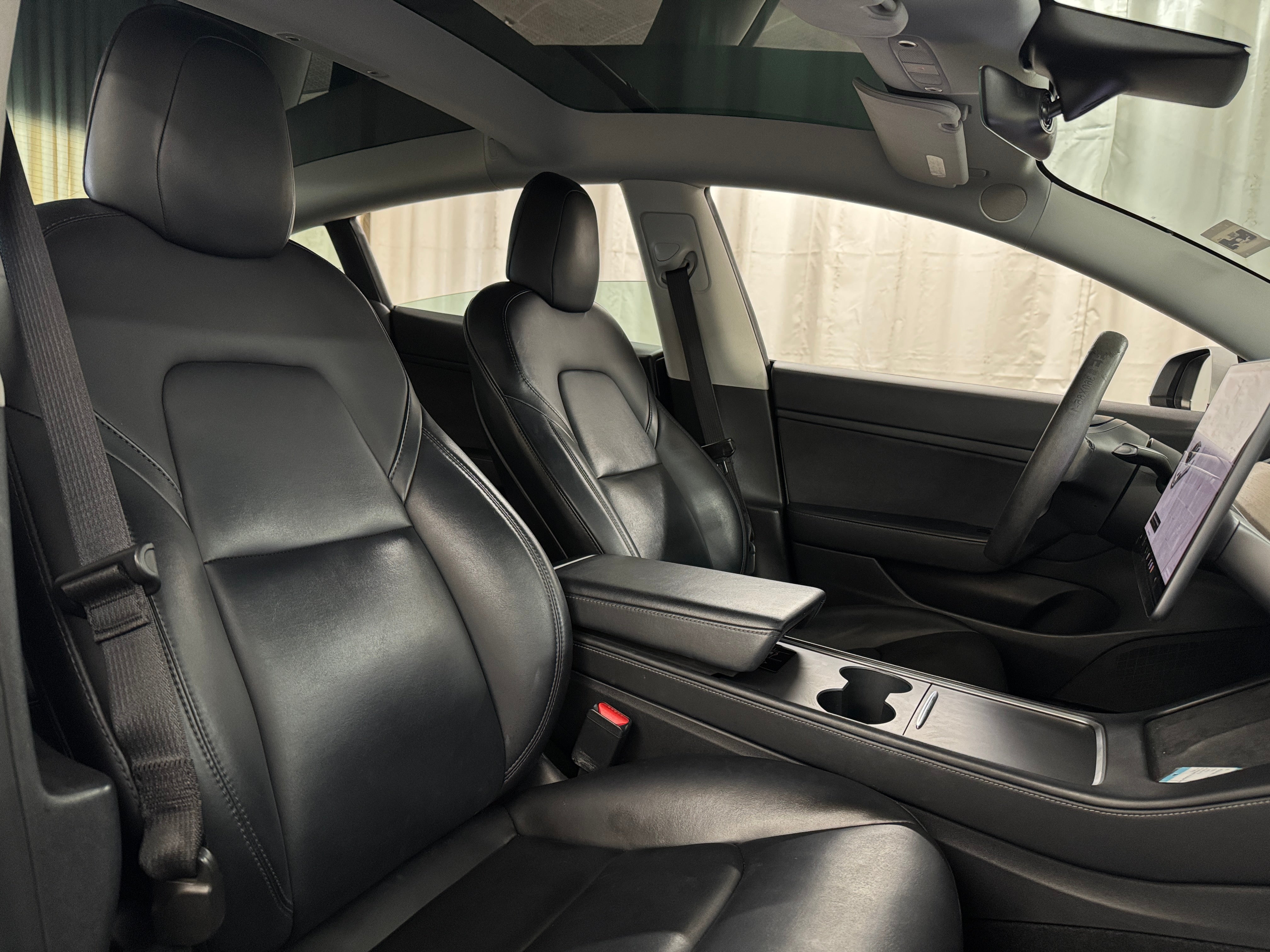 Used 2021 Tesla Model 3 Base with VIN 5YJ3E1EA1MF872085 for sale in Oak Creek, WI