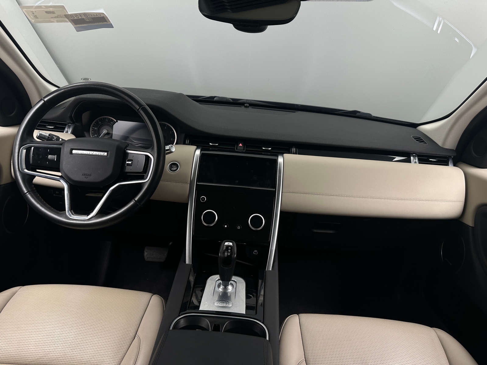 Thumbnail: 2021 Land Rover Discovery Sport - 2