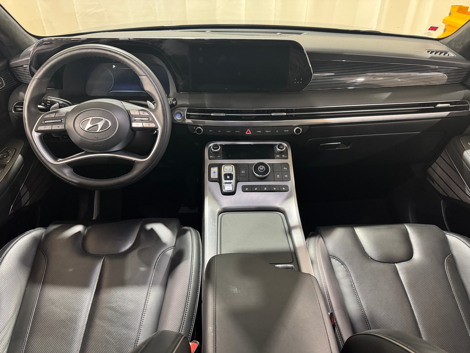 Thumbnail: 2023 Hyundai Palisade - 2