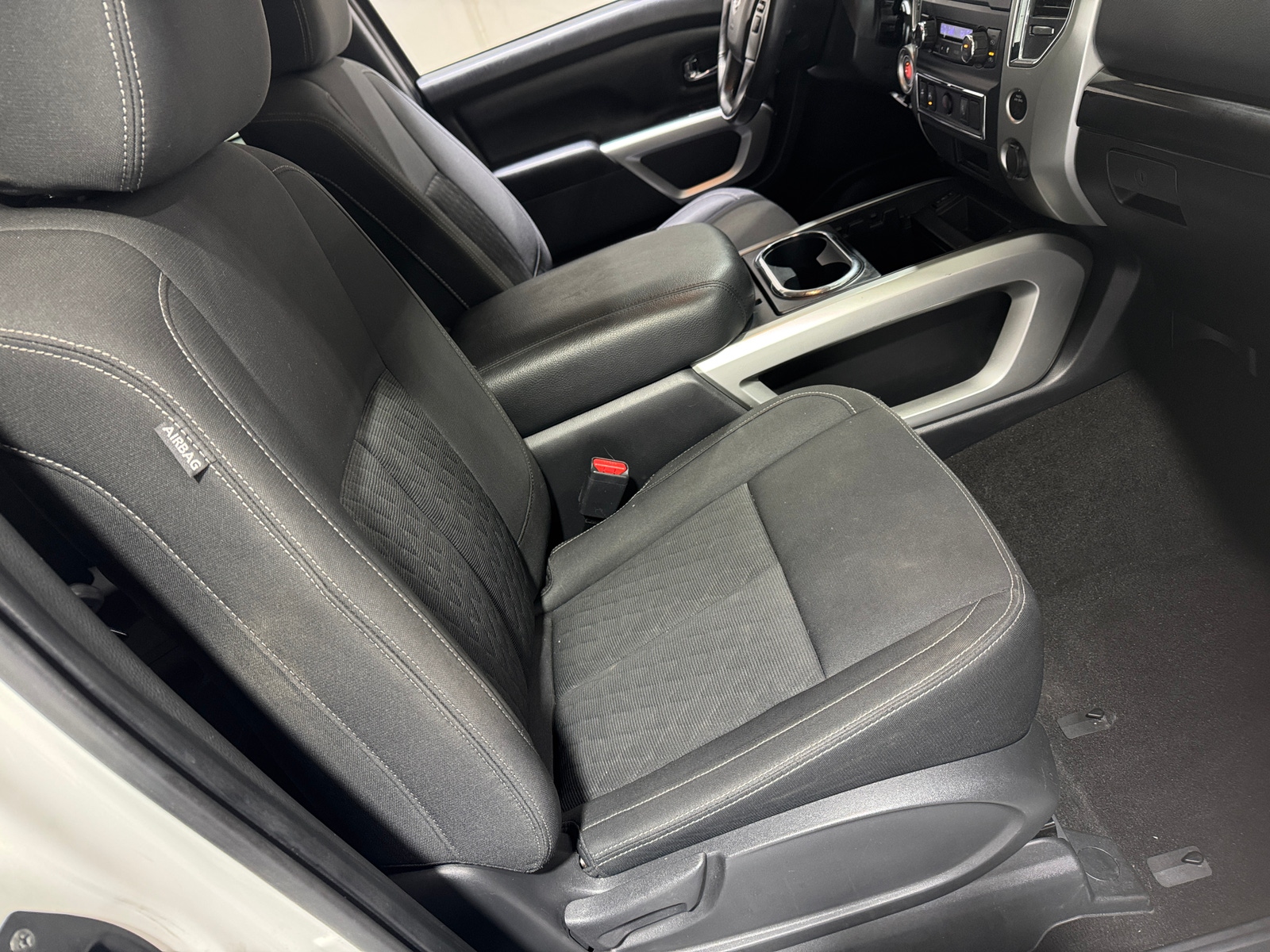 Thumbnail: 2019 Nissan Titan - 2
