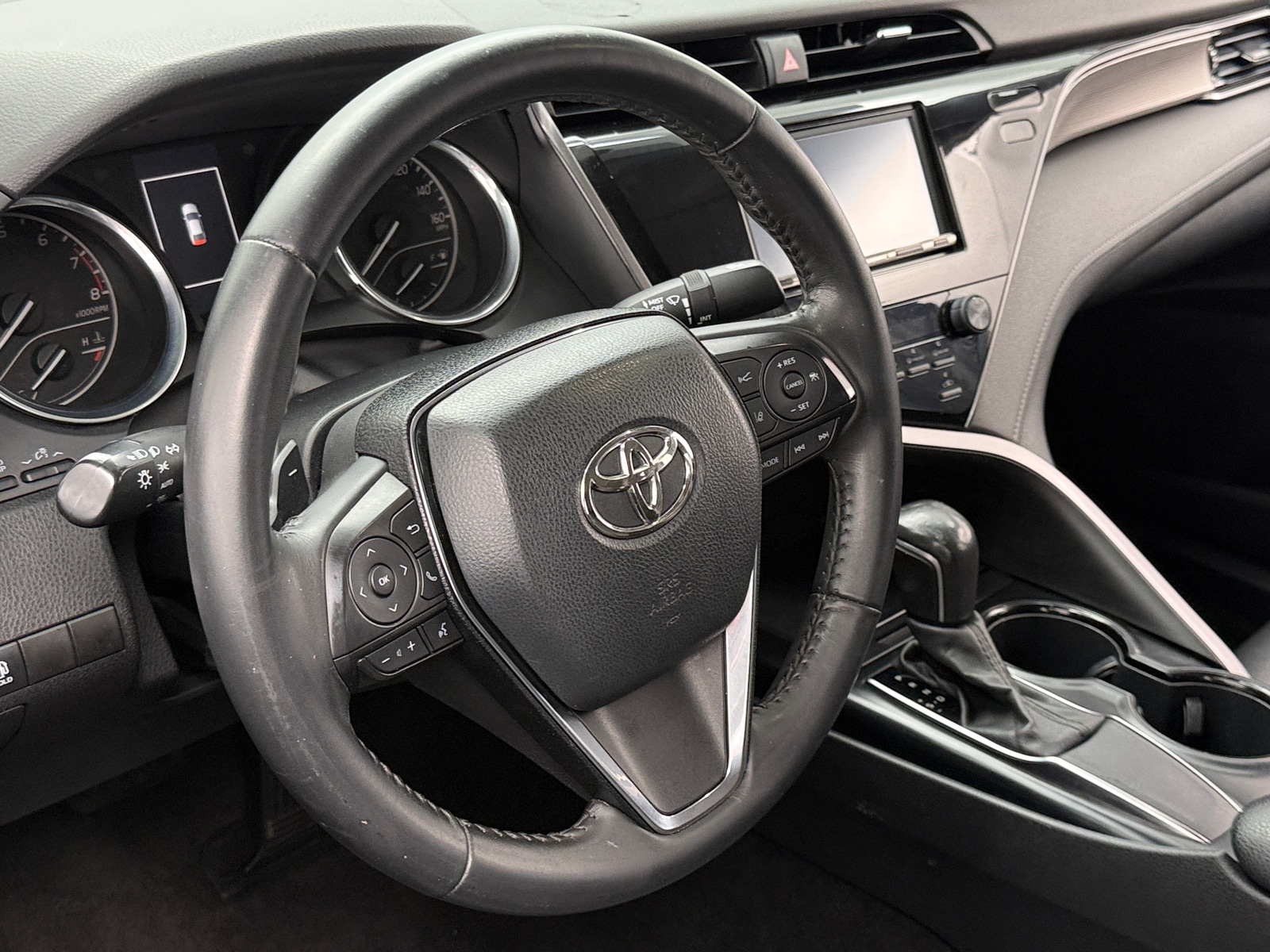 Thumbnail: 2020 Toyota Camry - 4