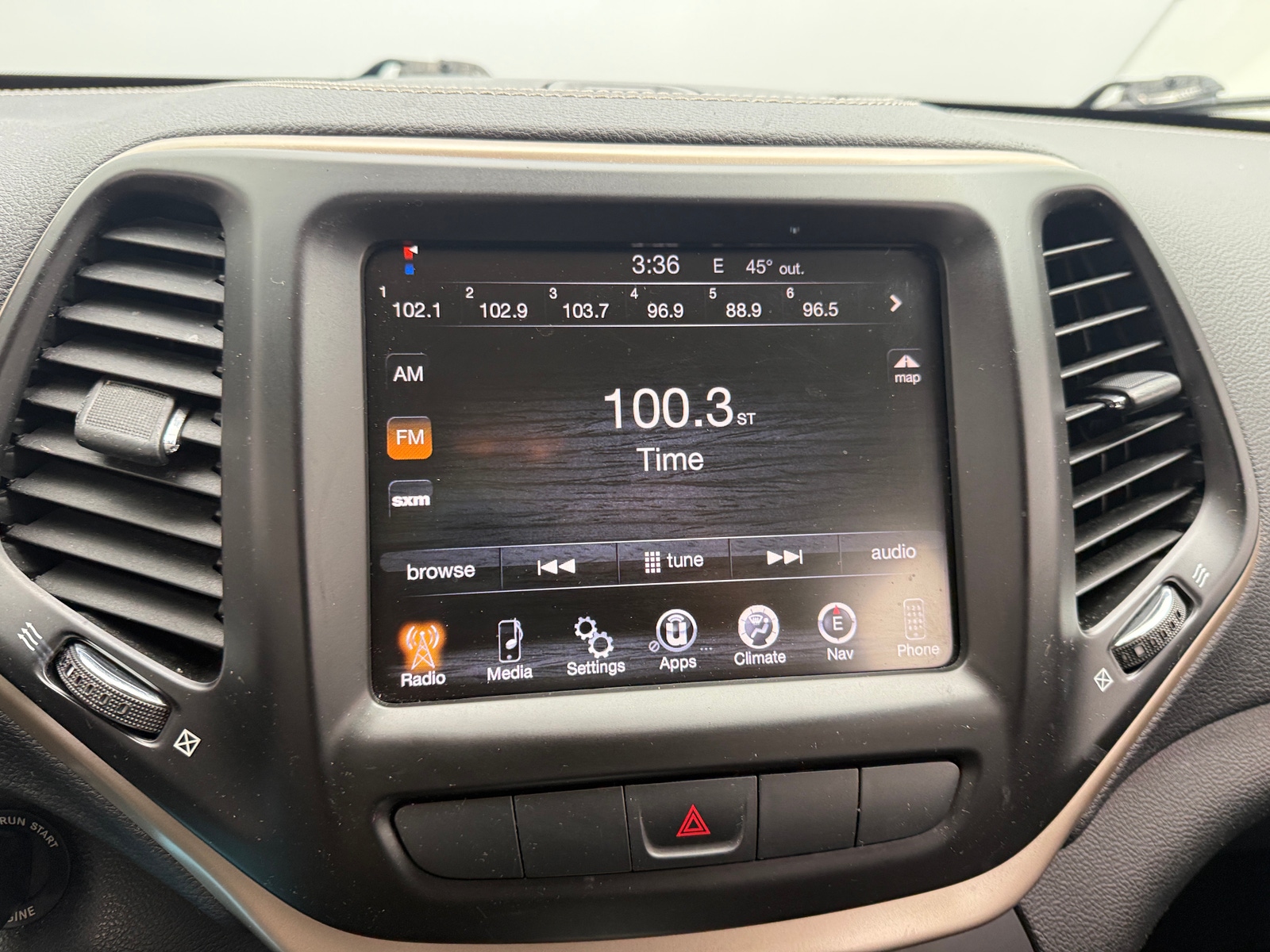 Thumbnail: 2014 Jeep Cherokee - 4