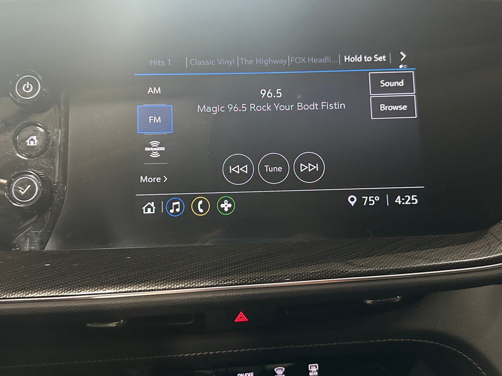 Thumbnail: 2021 Buick Envision - 3