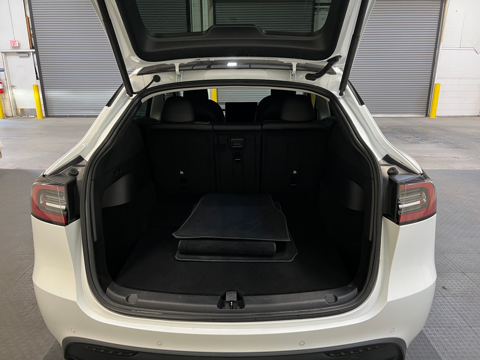 Thumbnail: 2022 Tesla Model Y - 6