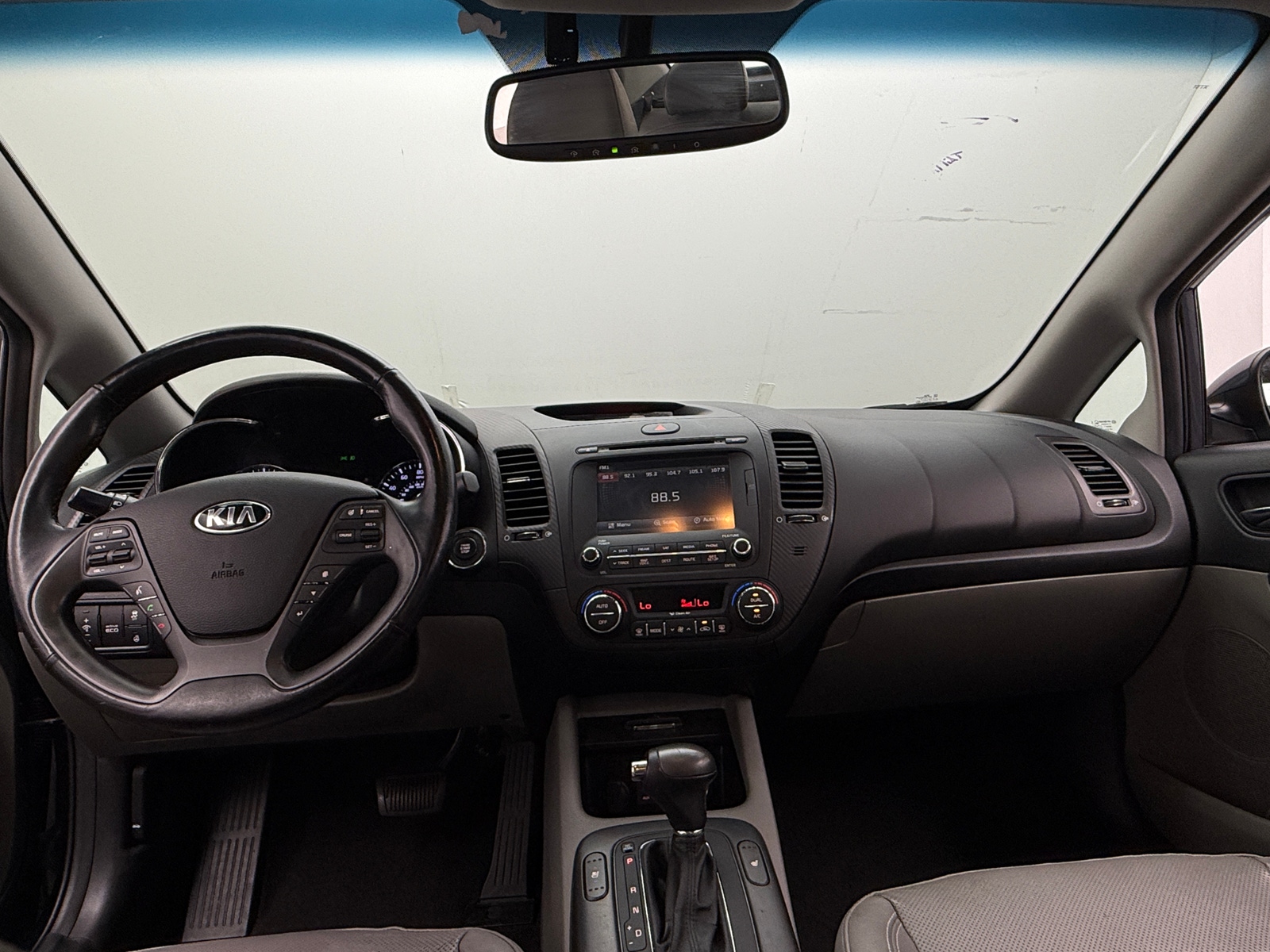 Thumbnail: 2015 Kia Forte - 2
