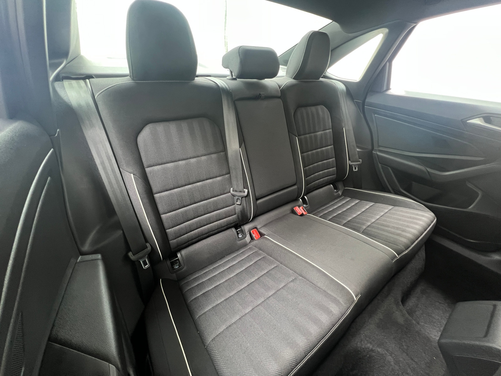 Thumbnail: 2022 Volkswagen Jetta - 6