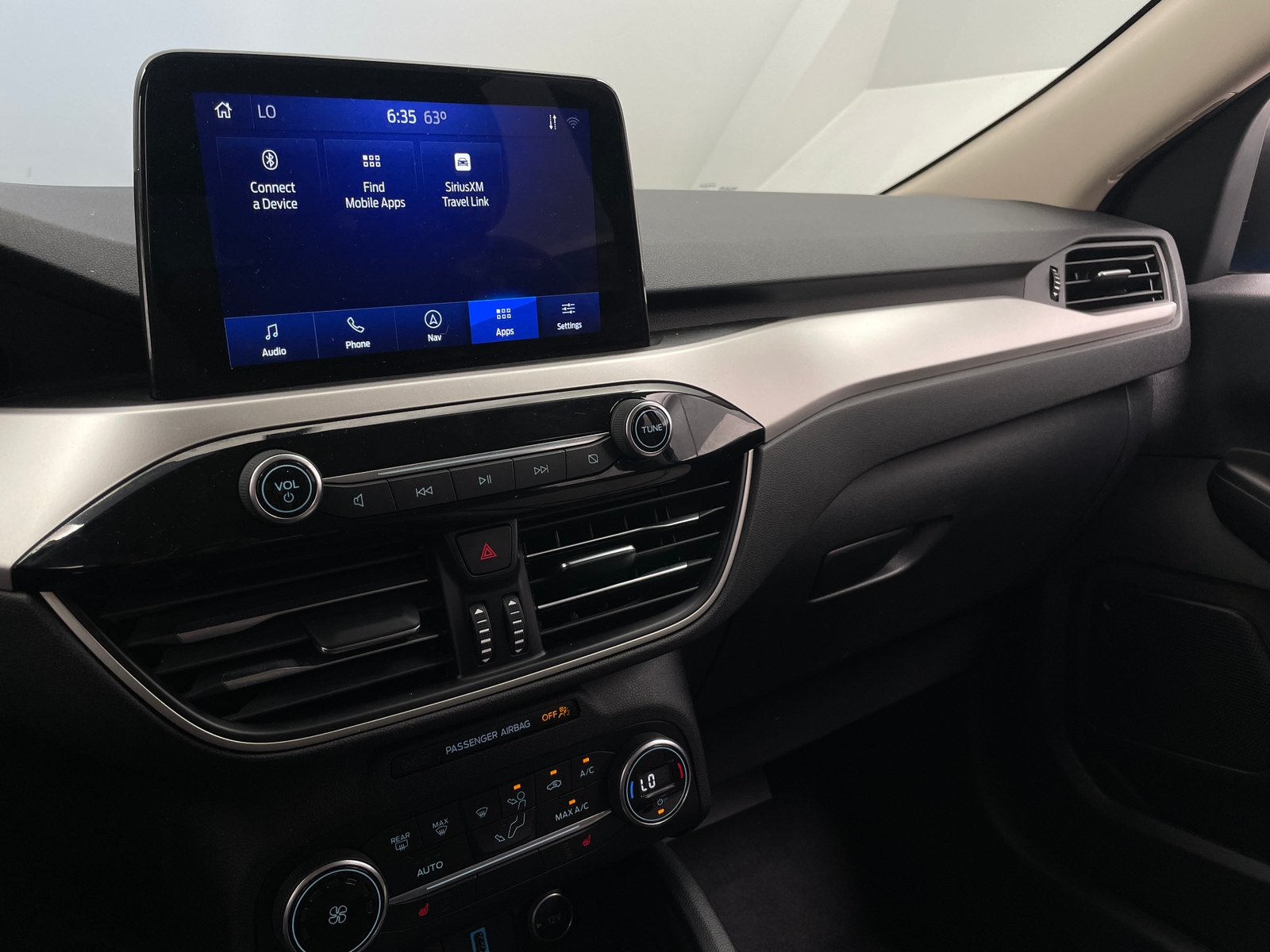 Thumbnail: 2020 Ford Escape - 4
