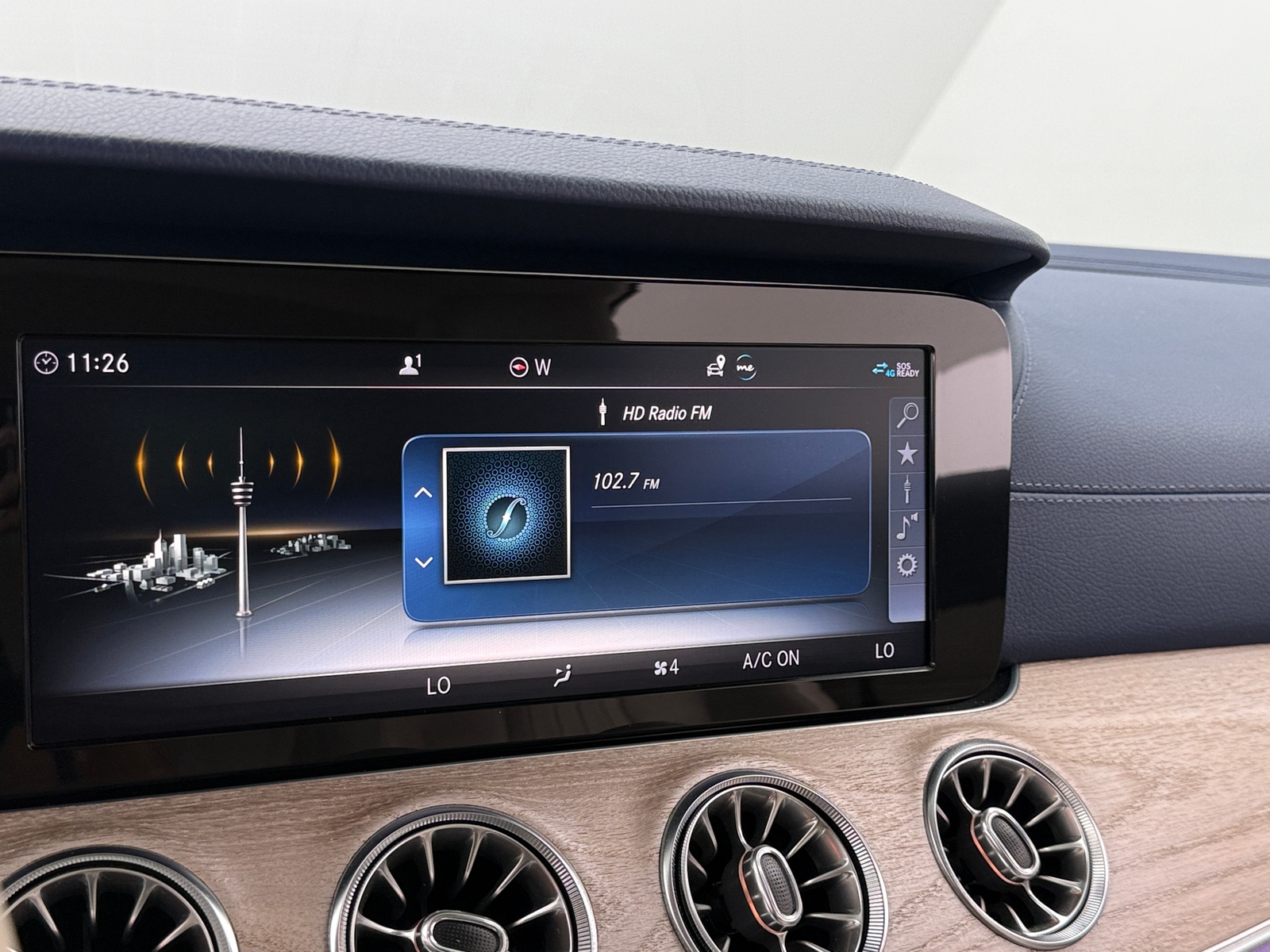 Thumbnail: 2019 Mercedes-Benz E-Class - 2