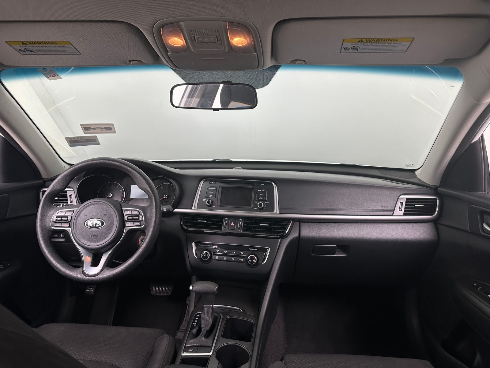 Thumbnail: 2017 Kia Optima - 3