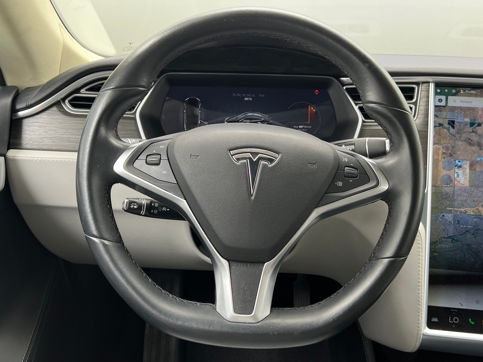 Thumbnail: 2014 Tesla Model S - 4