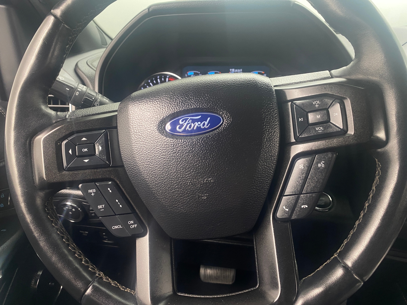 Thumbnail: 2019 Ford Expedition - 4