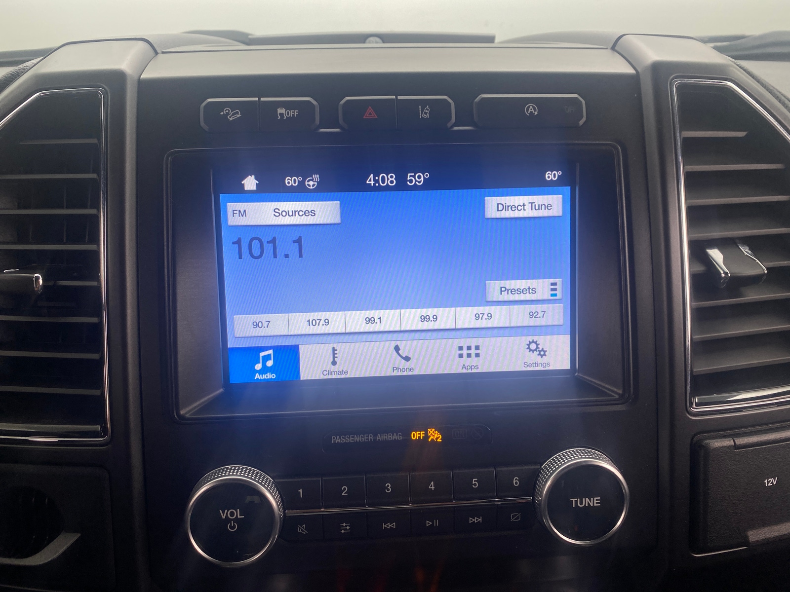 Thumbnail: 2019 Ford Expedition - 3