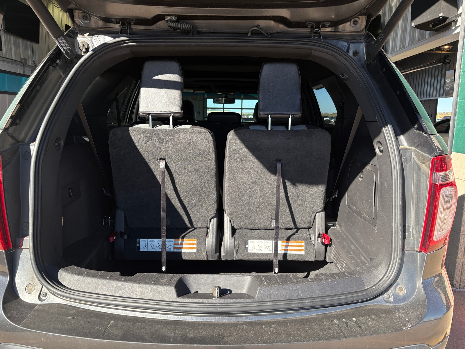 Thumbnail: 2015 Ford Explorer - 7