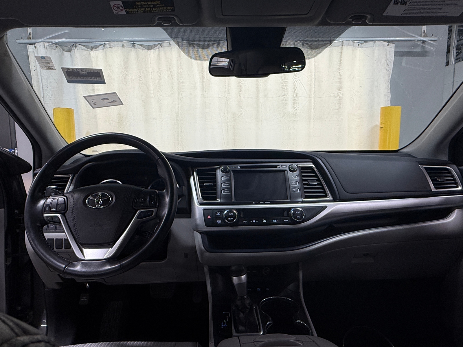 Thumbnail: 2019 Toyota Highlander - 3