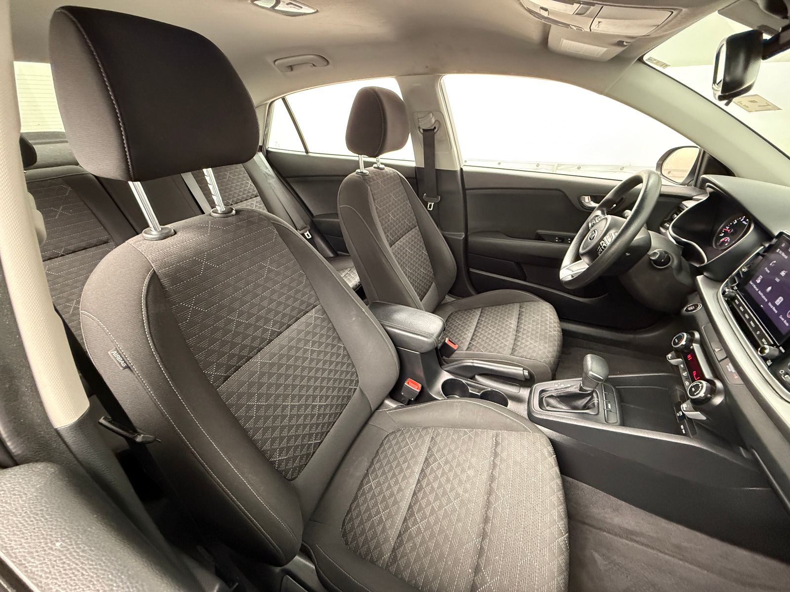Thumbnail: 2021 Kia Rio - 2