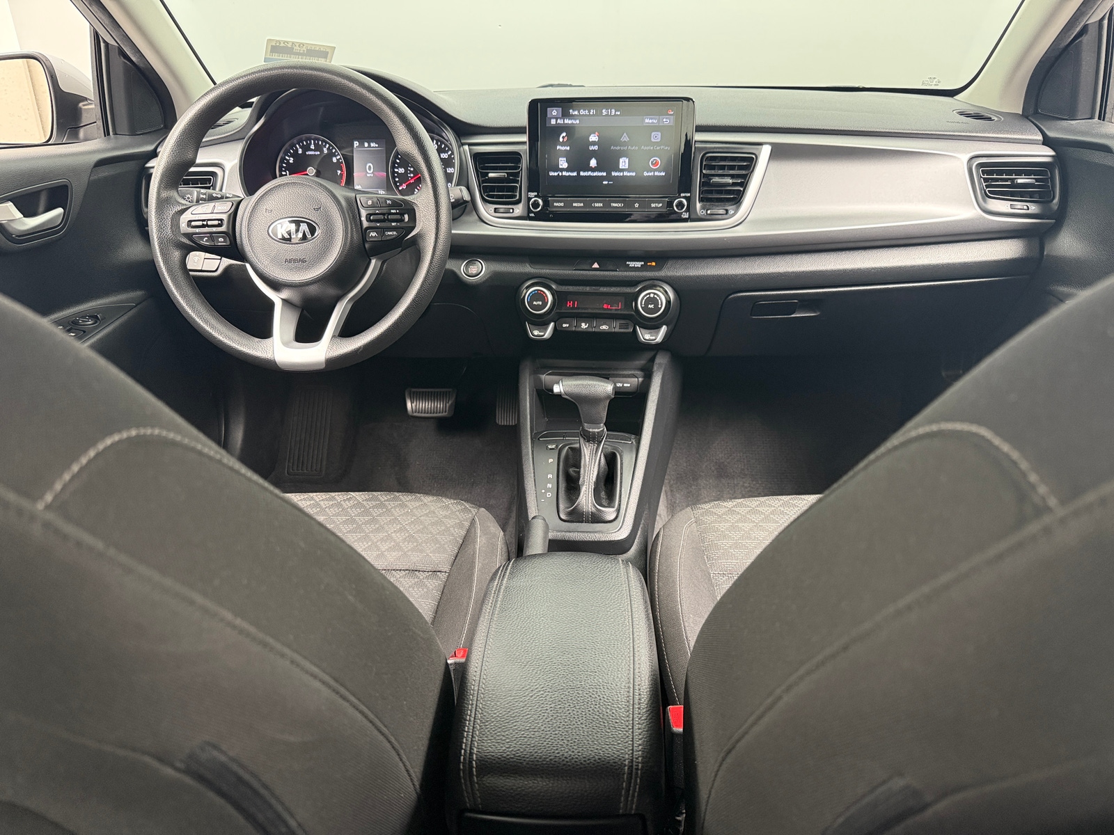 Thumbnail: 2021 Kia Rio - 3
