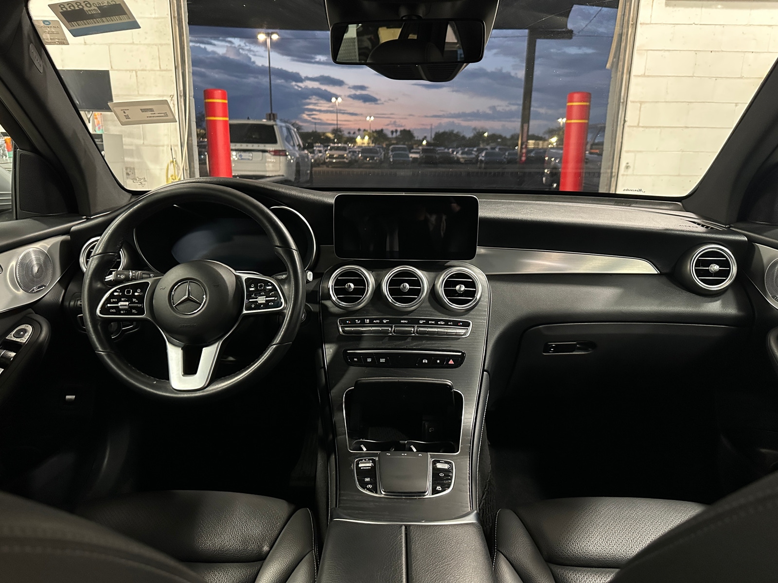 Thumbnail: 2020 Mercedes-Benz GLC - 2