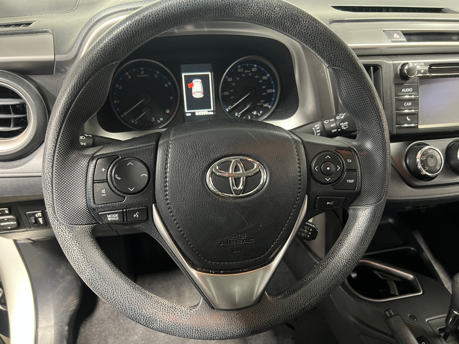 Thumbnail: 2017 Toyota RAV4 - 5
